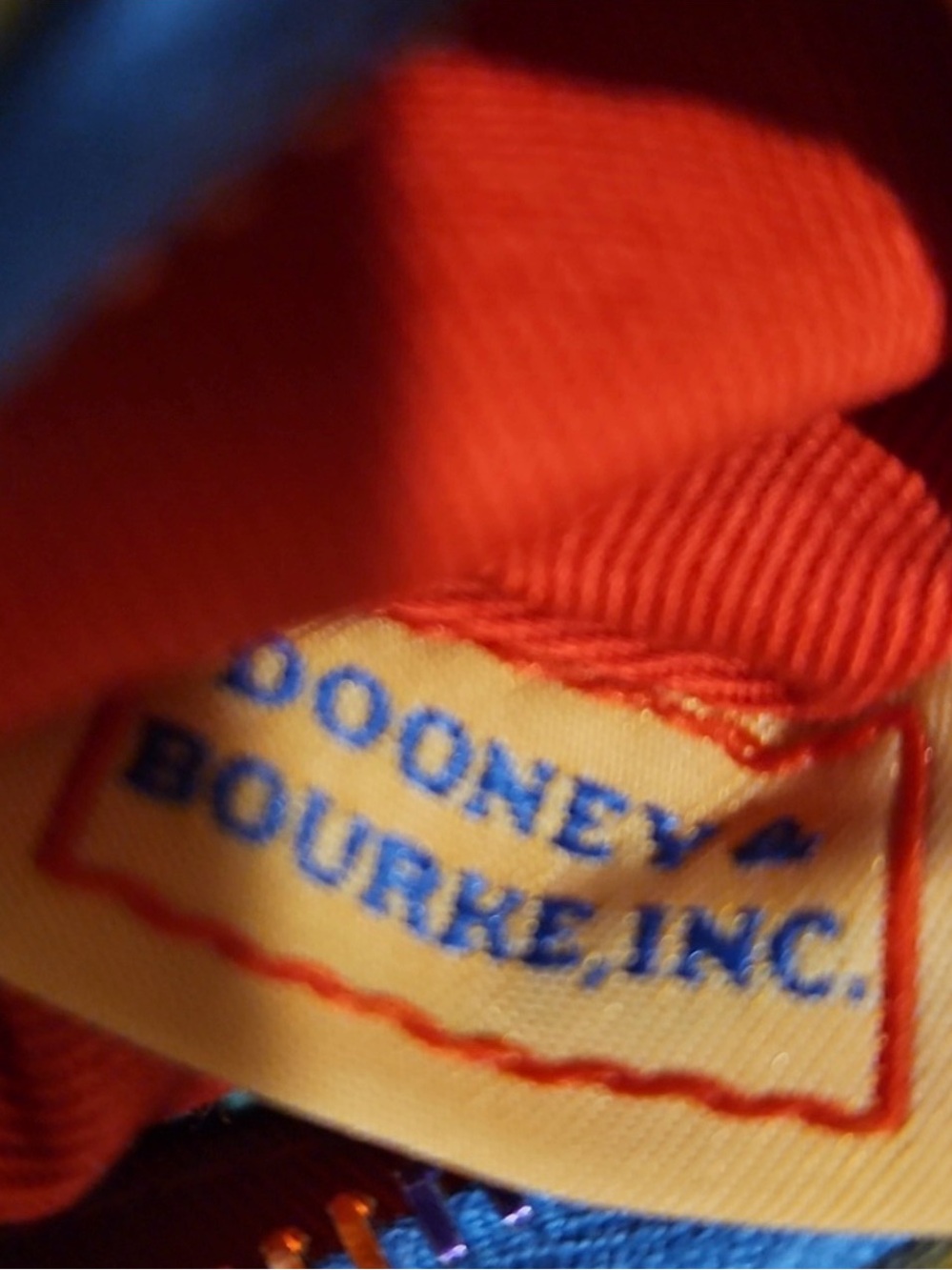 Dooney & Bourke y2k Bitsy vintage Mini Bag 🌈 - Picture 9 of 11